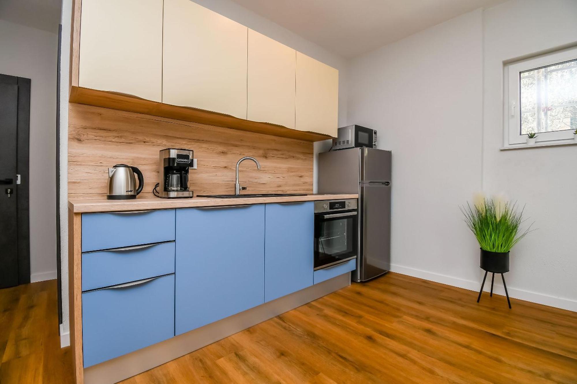 Apartments Neli 特罗吉尔 外观 照片